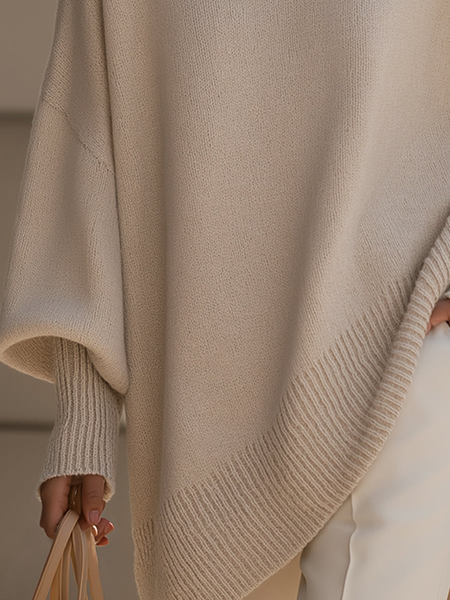 Womens oversized sweater in Beige, close view of the ribbed hem