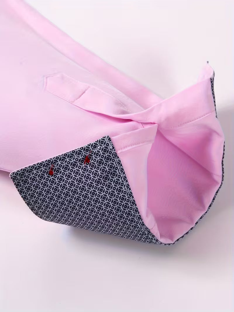 Mens dress shirt in Pink, close-up of the cuff lining