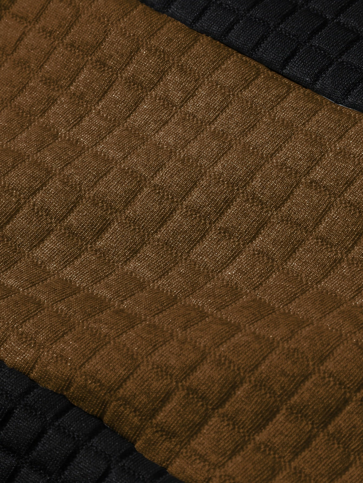 Mens hoodie in Brown, close-up of the waffle knit stripe
